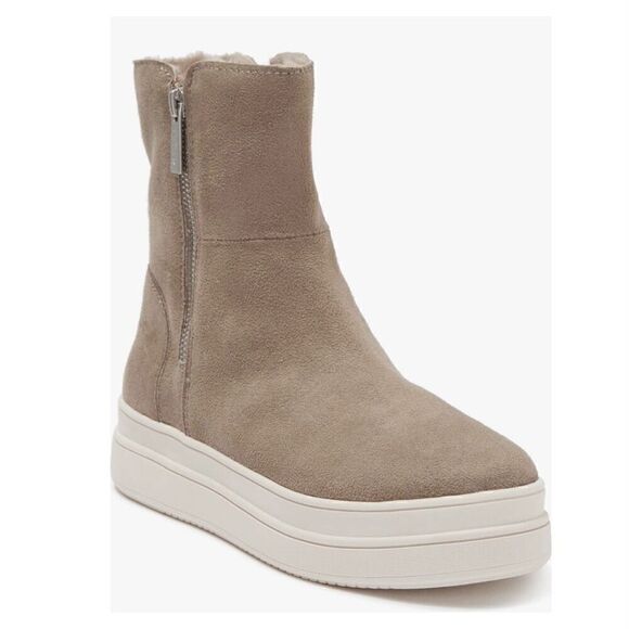 J/Slides | Waterproof Truly Faux Fur Boots - Picture 1 of 12